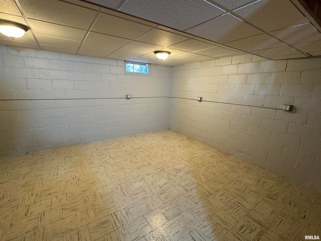 1020 BROWN Street, Bettendorf, IA 52722