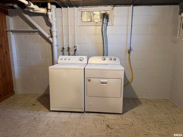 1020 BROWN Street, Bettendorf, IA 52722