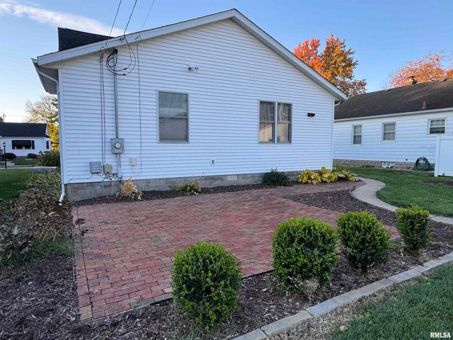 1020 BROWN Street, Bettendorf, IA 52722