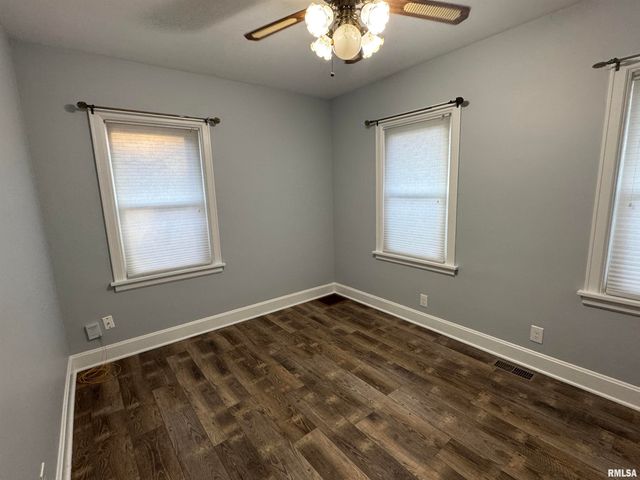 1020 BROWN Street, Bettendorf, IA 52722