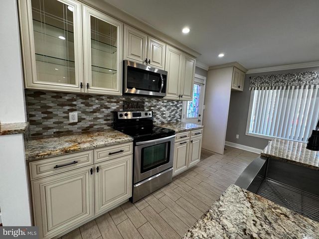 6300 HARDWOOD DR, Lanham, MD 20706