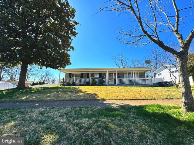 6300 HARDWOOD DR, Lanham, MD 20706