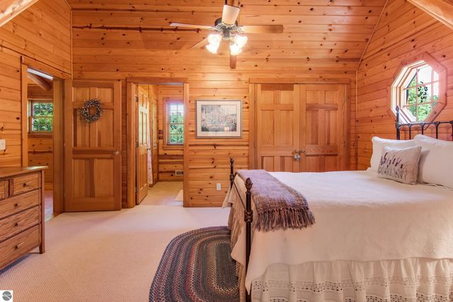 11167 S Golden Valley Drive, Empire, MI 49630