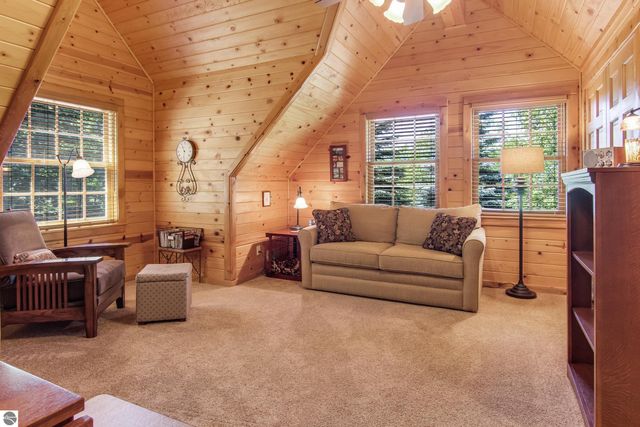 11167 S Golden Valley Drive, Empire, MI 49630