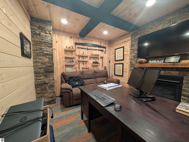 11167 S Golden Valley Drive, Empire, MI 49630