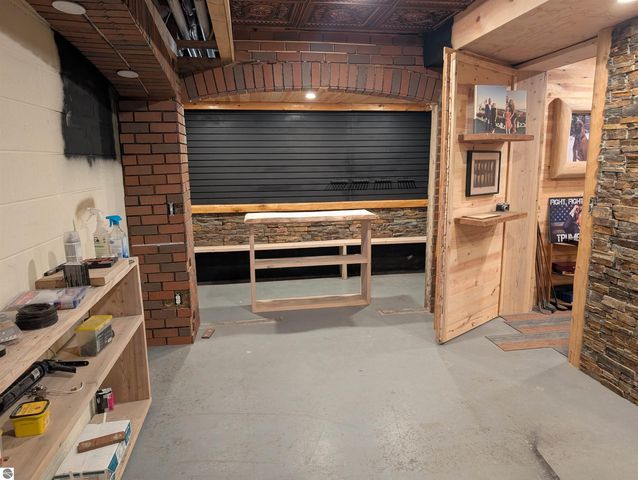 11167 S Golden Valley Drive, Empire, MI 49630