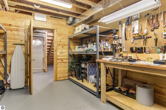 11167 S Golden Valley Drive, Empire, MI 49630