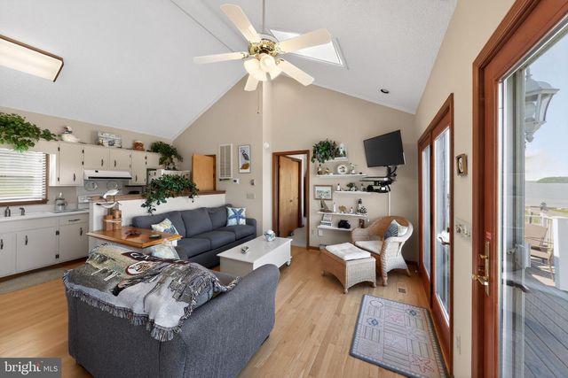 114 BLUFF RD, Earleville, MD 21919