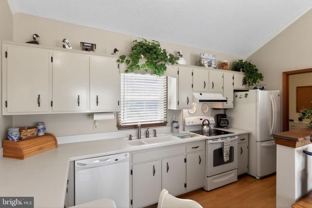 114 BLUFF RD, Earleville, MD 21919