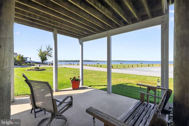 114 BLUFF RD, Earleville, MD 21919