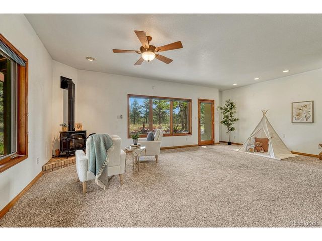 19435 Sherwood Trl, Monument, CO 80132