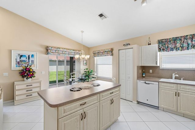 9779 Lemonwood Drive, Boynton Beach, FL 33437