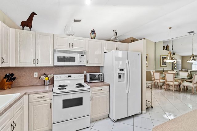 9779 Lemonwood Drive, Boynton Beach, FL 33437