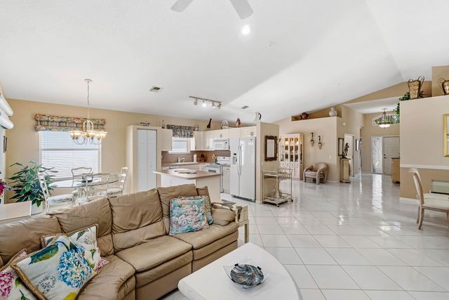 9779 Lemonwood Drive, Boynton Beach, FL 33437