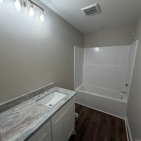 1117 Duke Drive, Bauxite, AR 72011