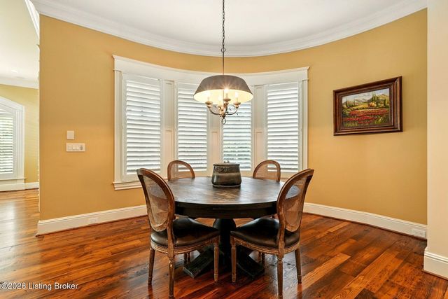 5402 Farm Ridge Ln, Prospect, KY 40059