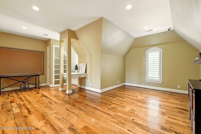 5402 Farm Ridge Ln, Prospect, KY 40059