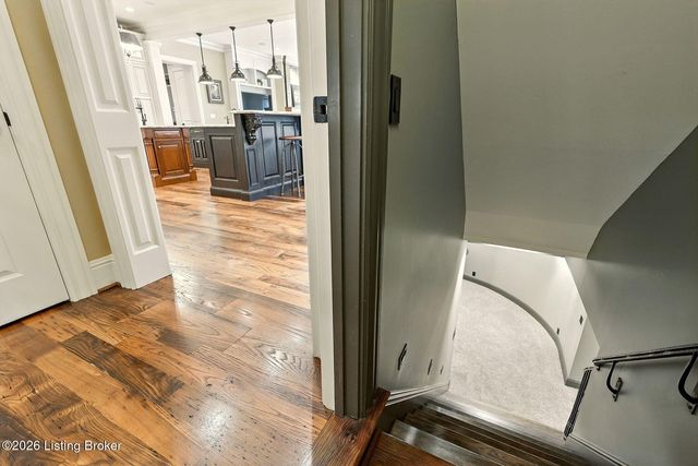 5402 Farm Ridge Ln, Prospect, KY 40059