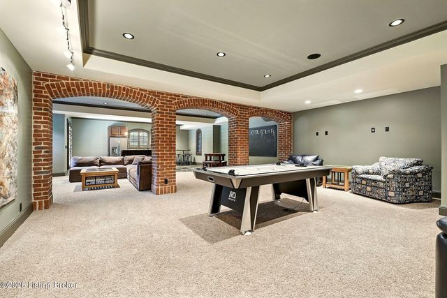 5402 Farm Ridge Ln, Prospect, KY 40059