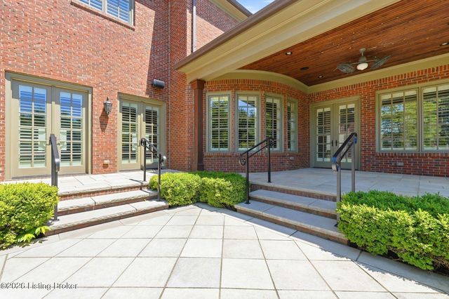 5402 Farm Ridge Ln, Prospect, KY 40059