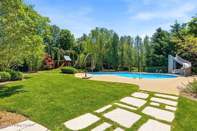 5402 Farm Ridge Ln, Prospect, KY 40059