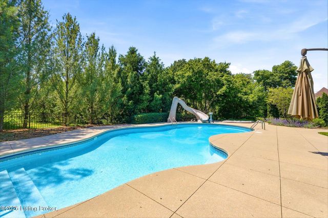 5402 Farm Ridge Ln, Prospect, KY 40059