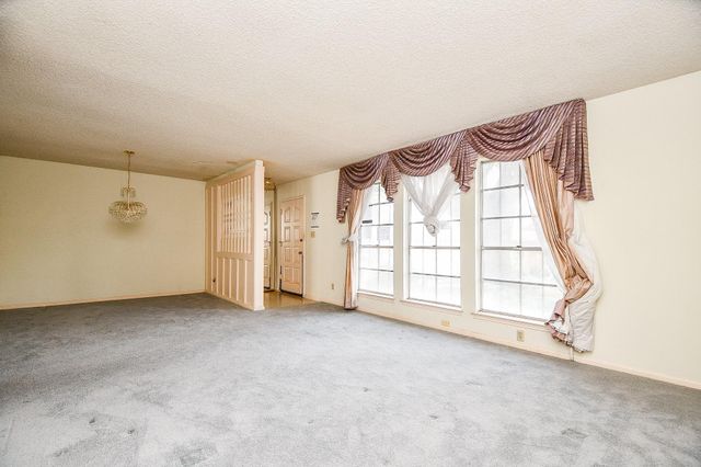 2336 Shadowdale Drive, Houston, TX 77043