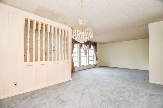 2336 Shadowdale Drive, Houston, TX 77043