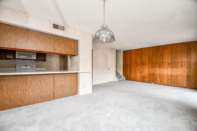 2336 Shadowdale Drive, Houston, TX 77043