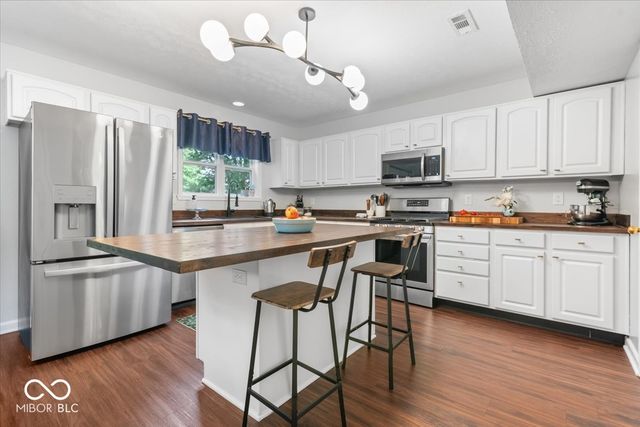 2152 Gargany Court, Indianapolis, IN 46234