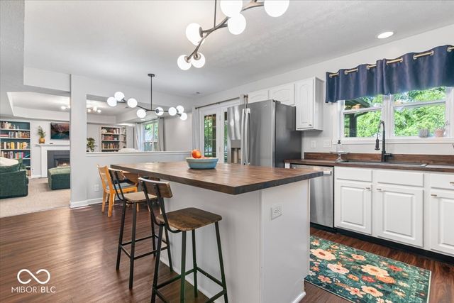 2152 Gargany Court, Indianapolis, IN 46234