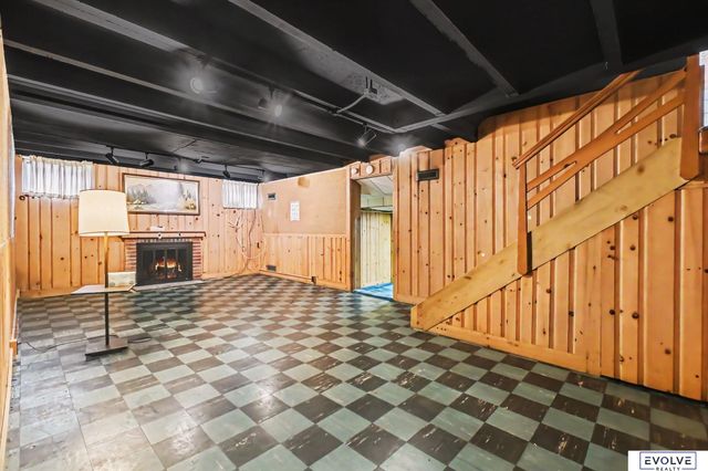 1801 N 59th Street, Omaha, NE 68104