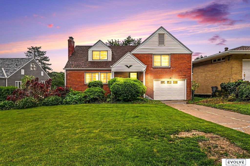 1801 N 59th Street, Omaha, NE 68104