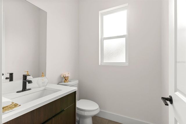 4604 W EUCLID AVENUE, Tampa, FL 33629