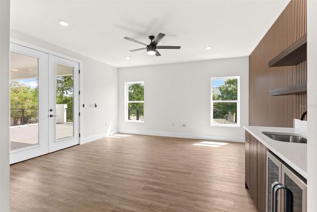 4604 W EUCLID AVENUE, Tampa, FL 33629