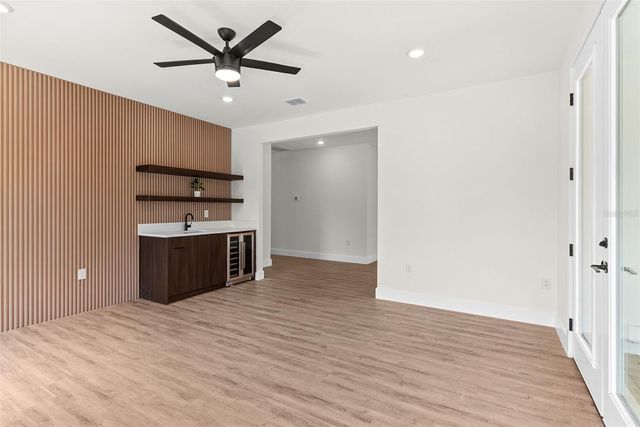 4604 W EUCLID AVENUE, Tampa, FL 33629