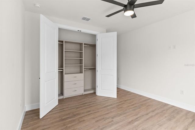 4604 W EUCLID AVENUE, Tampa, FL 33629