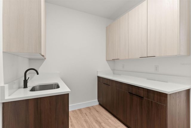 4604 W EUCLID AVENUE, Tampa, FL 33629