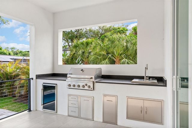 4604 W EUCLID AVENUE, Tampa, FL 33629