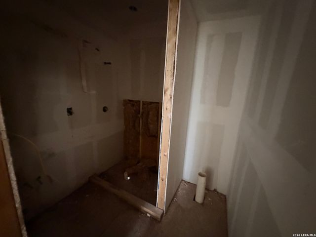 101 Stanley Ct, San Antonio, TX 78214