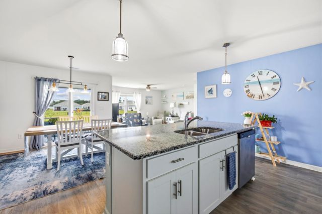 657 Woodland Farms Circle, Aynor, SC 29511