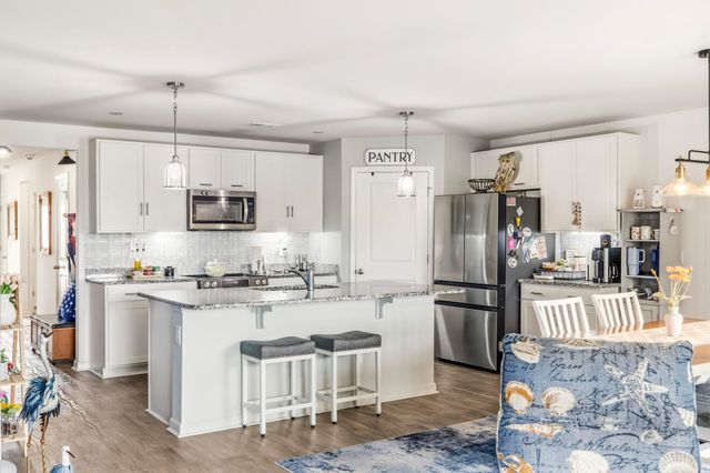 657 Woodland Farms Circle, Aynor, SC 29511