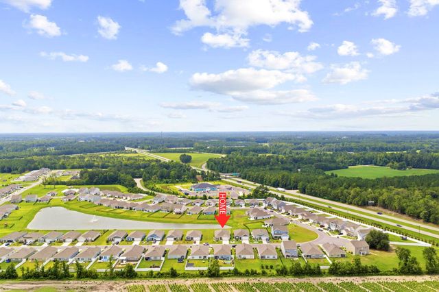 657 Woodland Farms Circle, Aynor, SC 29511