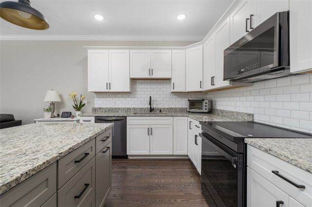 107 Old River Road 49, Lincoln, RI 02865