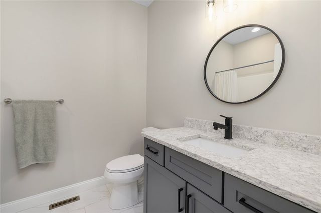 107 Old River Road 49, Lincoln, RI 02865