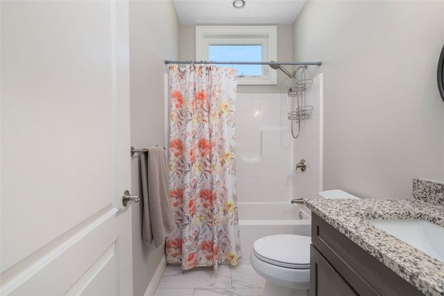 107 Old River Road 49, Lincoln, RI 02865