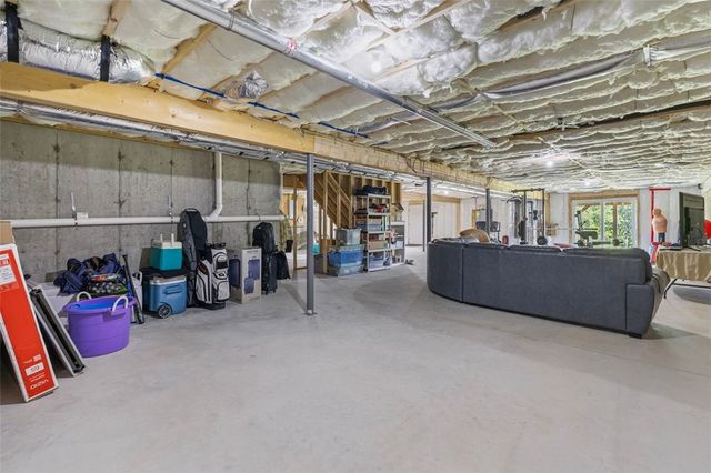 107 Old River Road 49, Lincoln, RI 02865
