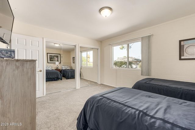 11801 N COGGINS Drive, Sun City, AZ 85351