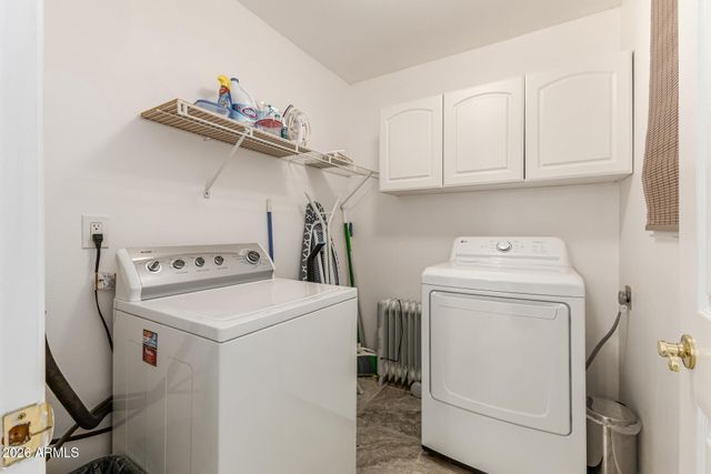 11801 N COGGINS Drive, Sun City, AZ 85351