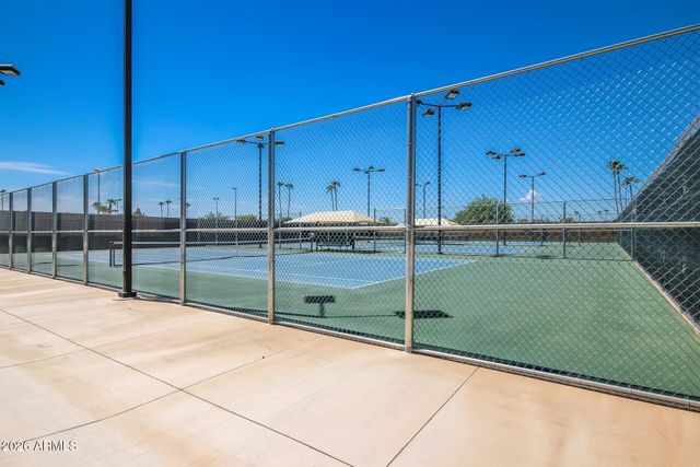 11801 N COGGINS Drive, Sun City, AZ 85351